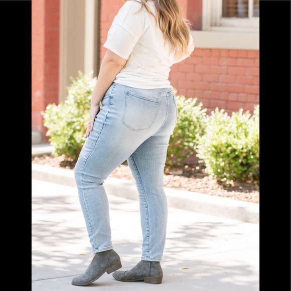 NWT JUDY BLUE Front Yoke Skinny high Rise Jeans - Picture 5 of 13